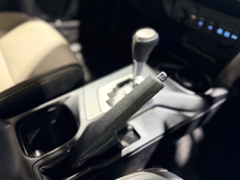 Used Toyota RAV4 2017 for sale - 77735248: Photo 16