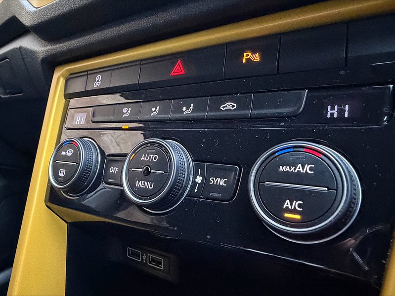 Used Volkswagen T-Roc 2019 for sale - 76712084: Photo 17