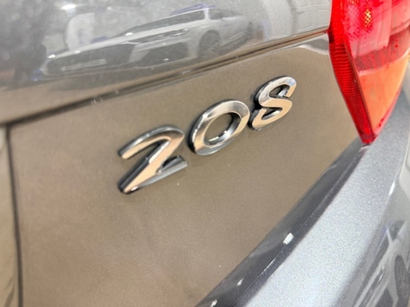 Used Peugeot 208 2014 for sale - 77850869: Photo 10