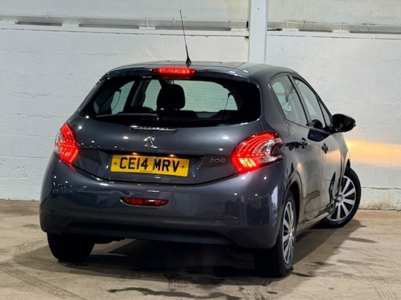 Used Peugeot 208 2014 for sale - 77850869: Photo 24