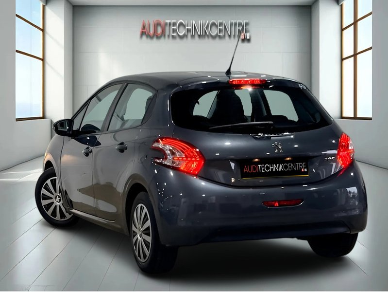 Used Peugeot 208 2014 for sale - 77850869: Photo 5