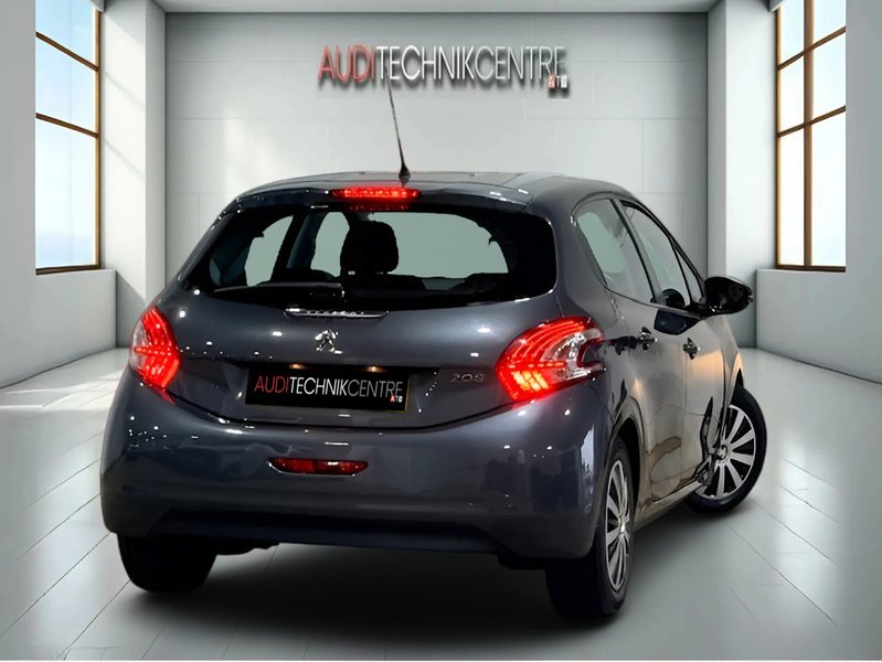 Used Peugeot 208 2014 for sale - 77850869: Photo 6