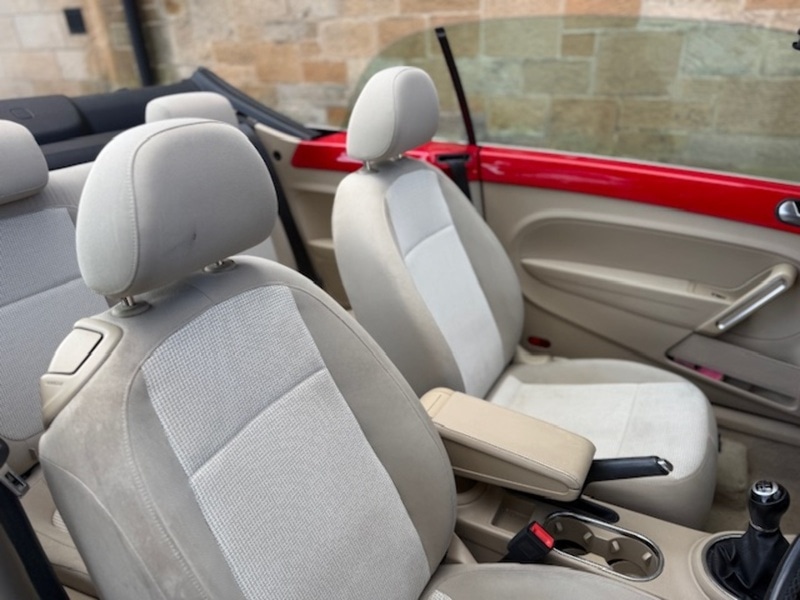 Used Volkswagen Beetle 2015 for sale - 76346071: Photo 15