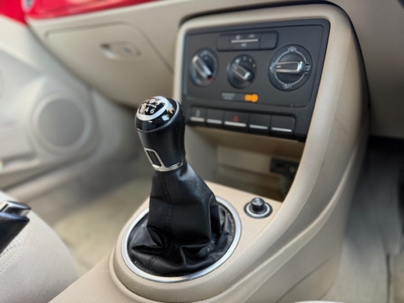 Used Volkswagen Beetle 2015 for sale - 76346071: Photo 20