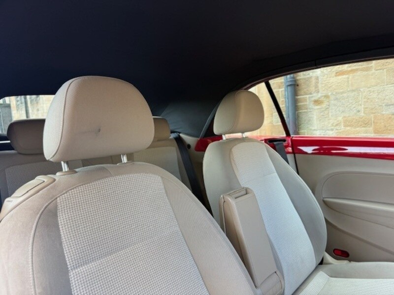 Used Volkswagen Beetle 2015 for sale - 76346071: Photo 23