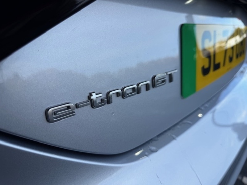 Used Audi e-tron GT 2023 for sale - 76605275: Photo 11