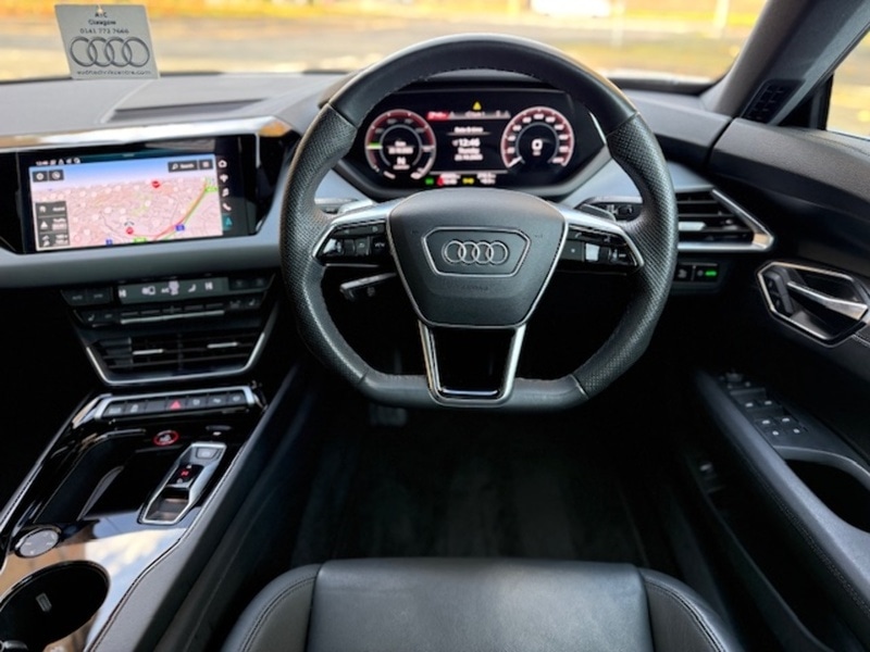 Used Audi e-tron GT 2023 for sale - 76605275: Photo 15