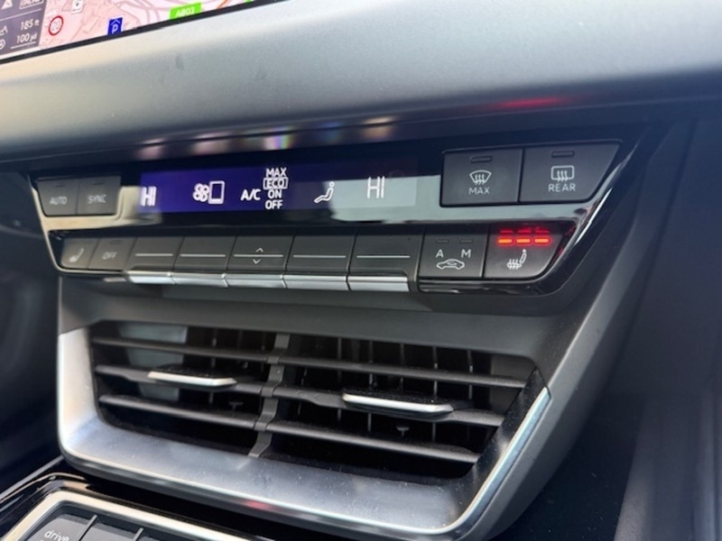 Used Audi e-tron GT 2023 for sale - 76605275: Photo 25