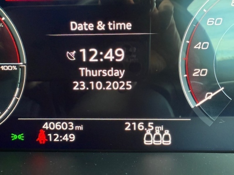 Used Audi e-tron GT 2023 for sale - 76605275: Photo 26