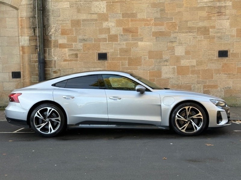 Used Audi e-tron GT 2023 for sale - 76605275: Photo 35