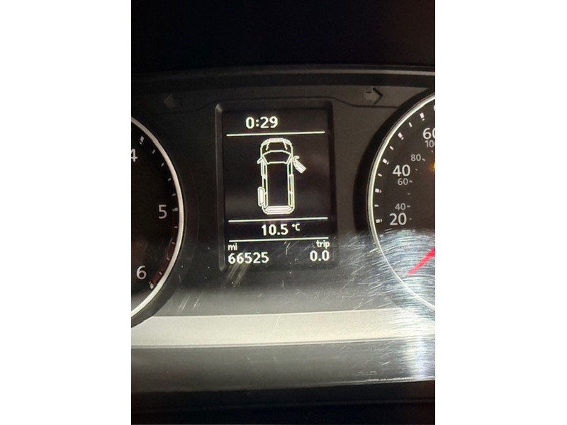 Used Volkswagen Transporter 2017 for sale - 77655775: Photo 12