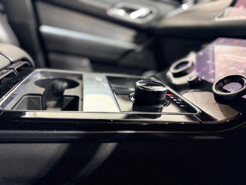 Used Land Rover Range Rover Velar 2018 for sale - 77920870: Photo 15