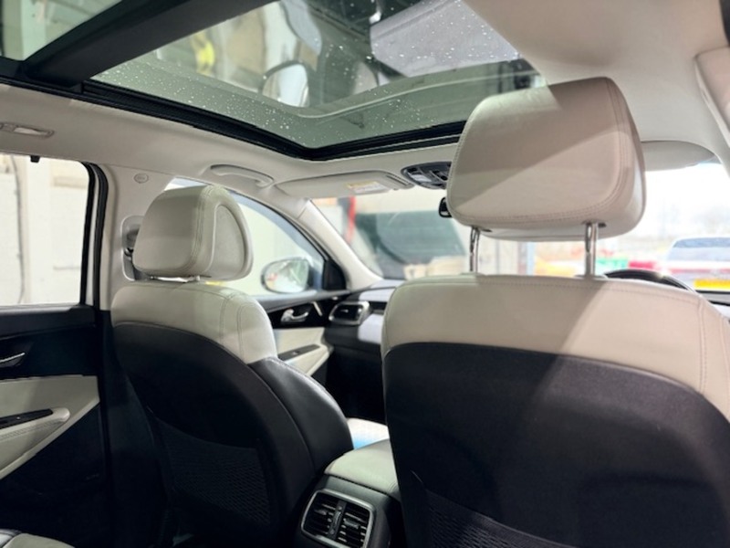 Used Kia Sorento 2017 for sale - 77850872: Photo 18