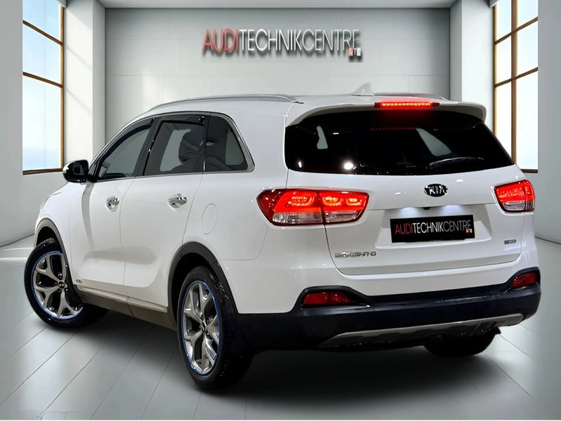 Used Kia Sorento 2017 for sale - 77850872: Photo 5