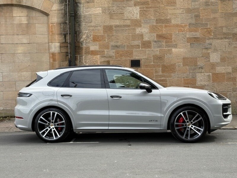 Used Porsche Cayenne 2024 for sale - 76219779: Photo 36