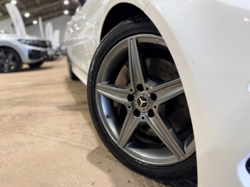 Used Mercedes-Benz C Class 2018 for sale - 78065119: Photo 9