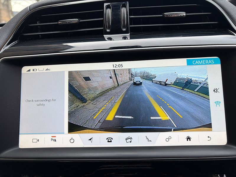 Used Jaguar F-Pace 2019 for sale - 76748902: Photo 15