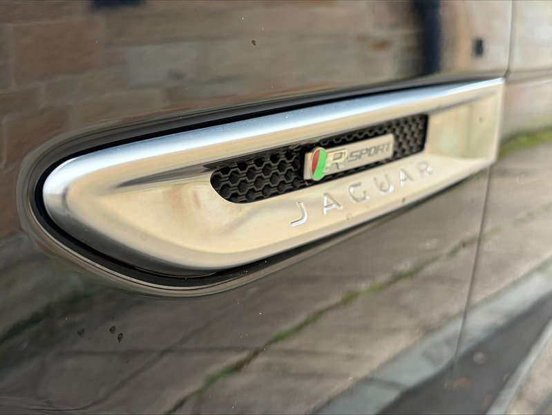 Used Jaguar F-Pace 2019 for sale - 76748902: Photo 23