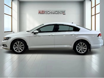 Used Volkswagen Passat 2016 for sale - 79151603: Photo