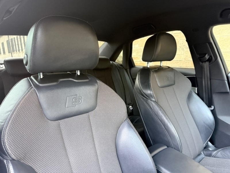 Used Audi A4 2017 for sale - 76896527: Photo 8