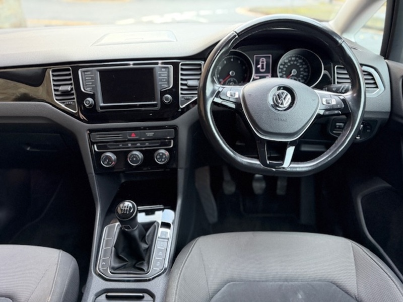 Used Volkswagen Golf SV 2017 for sale - 76454864: Photo 12