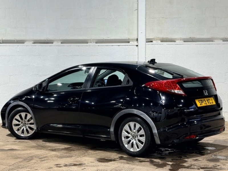 Used Honda Civic 2013 for sale - 77422932: Photo 24