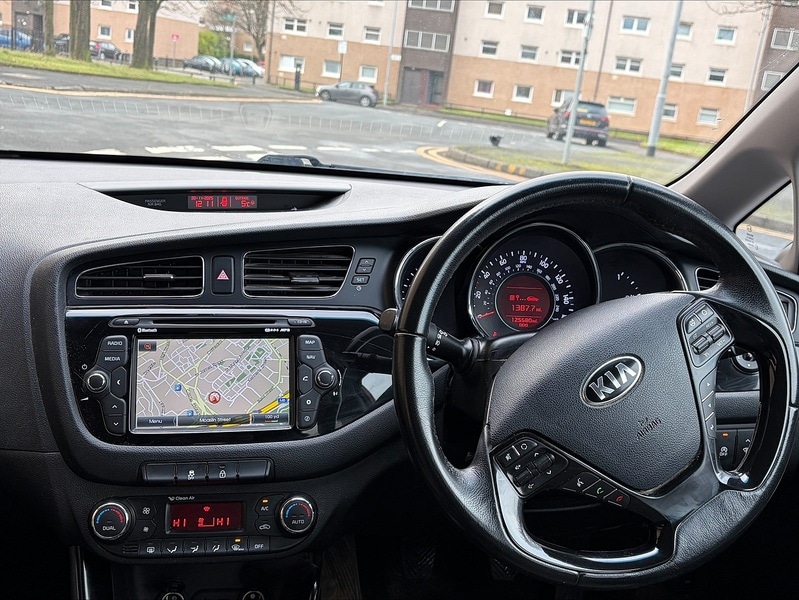 Used Kia Ceed 2014 for sale - 76740815: Photo 11