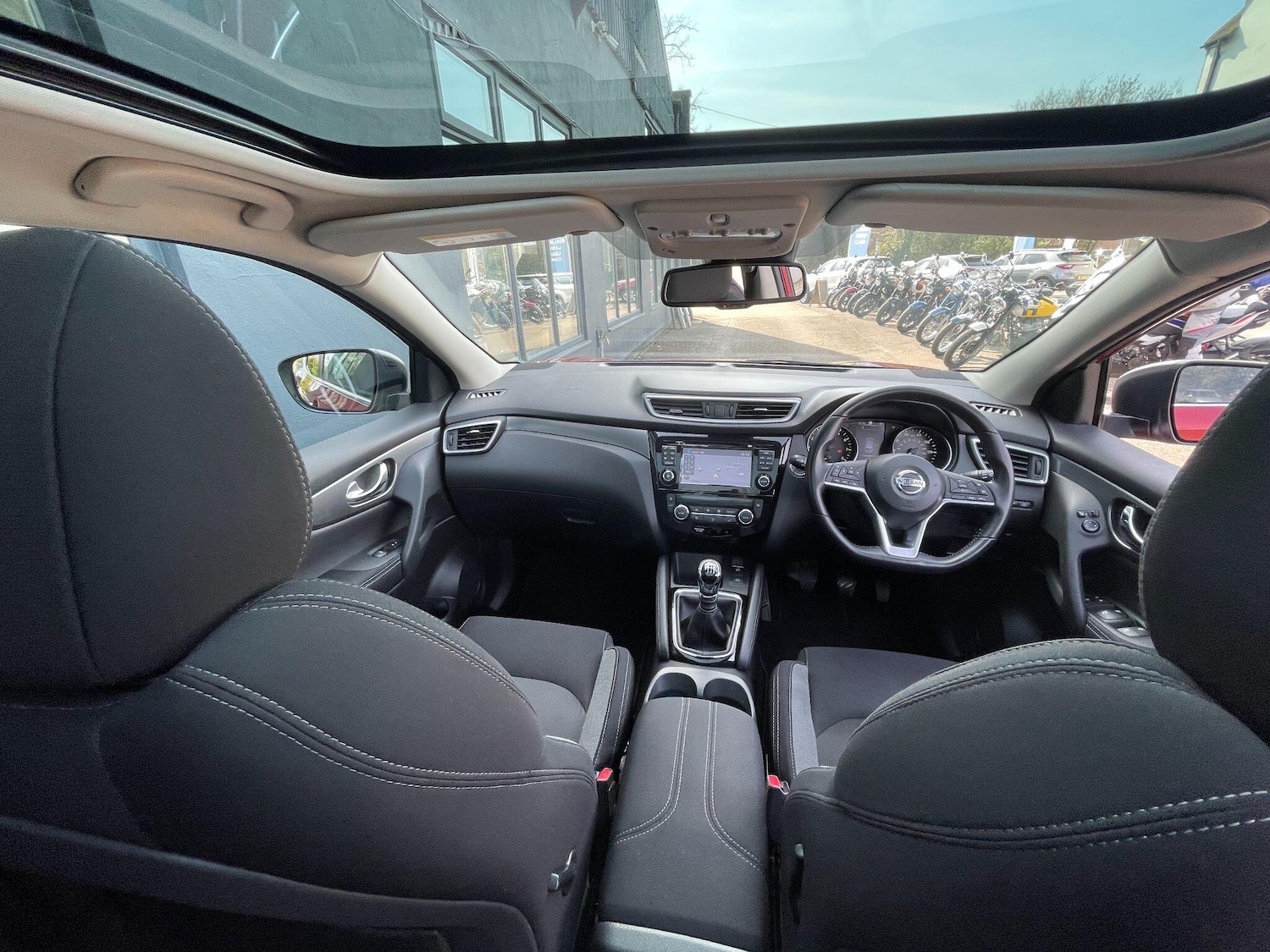 Used Nissan Qashqai 2018 for sale - 77939638: Photo 12