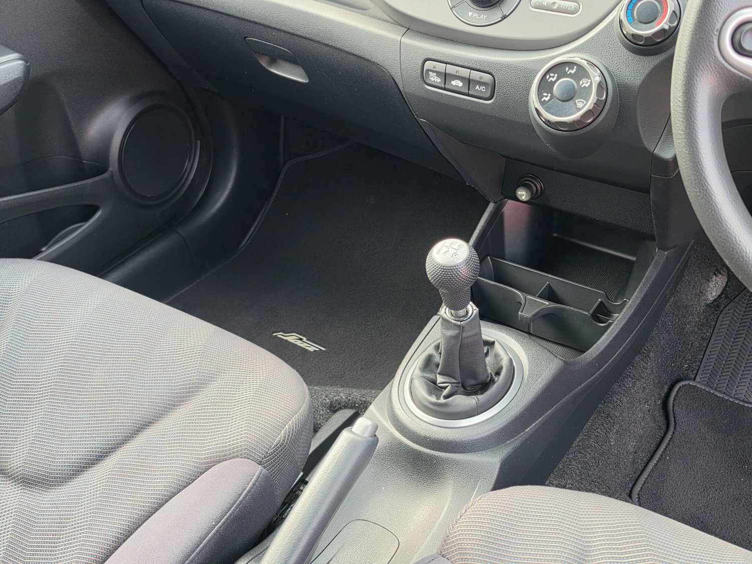 Used Honda Jazz 2009 for sale - 78085710: Photo 9