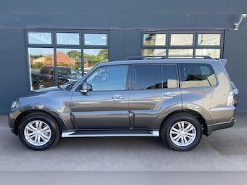 Used Mitsubishi Shogun 2016 for sale - 75599952: Photo
