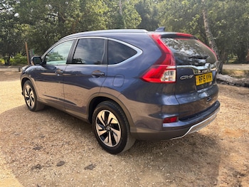 Used Honda CR-V 2015 for sale - 79303523: Photo
