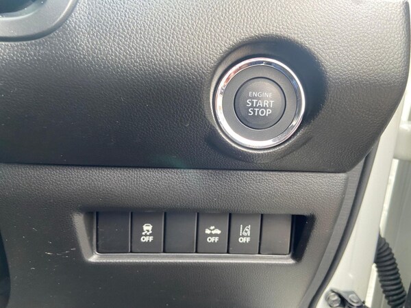 Used Suzuki Swift 2019 for sale - 76270647: Photo 15