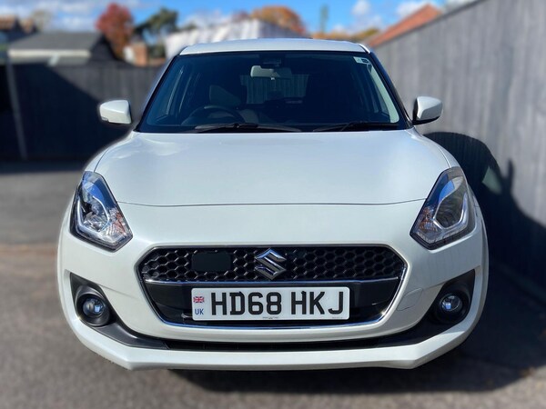 Used Suzuki Swift 2019 for sale - 76270647: Photo 2