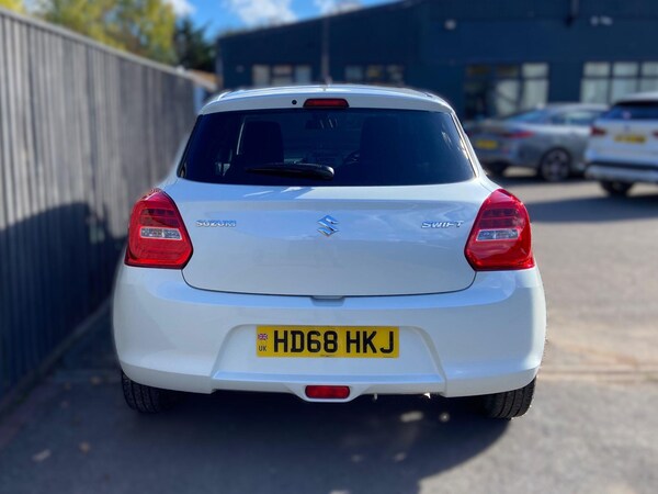 Used Suzuki Swift 2019 for sale - 76270647: Photo 4