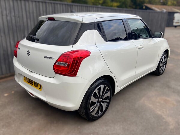 Used Suzuki Swift 2019 for sale - 76270647: Photo 8