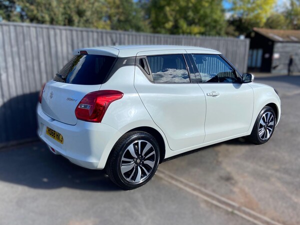 Used Suzuki Swift 2019 for sale - 76270647: Photo 9