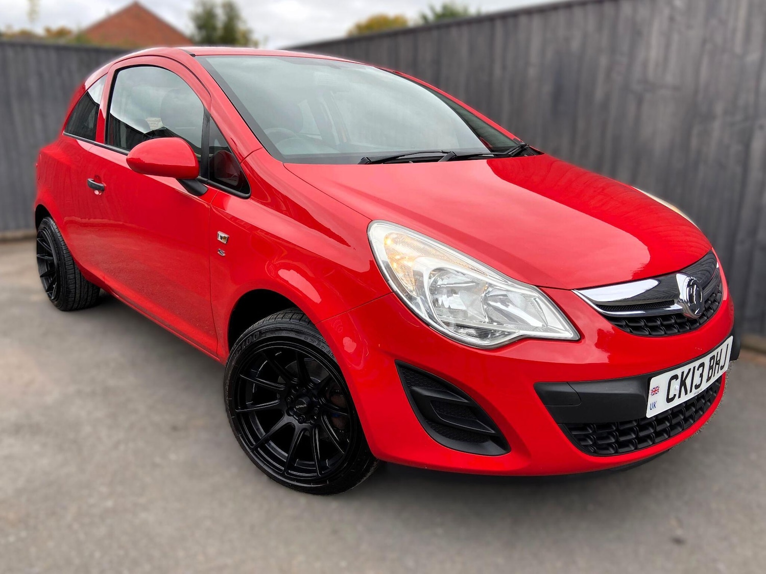 Used Vauxhall Corsa 2013 for sale - 75720373: Photo 1
