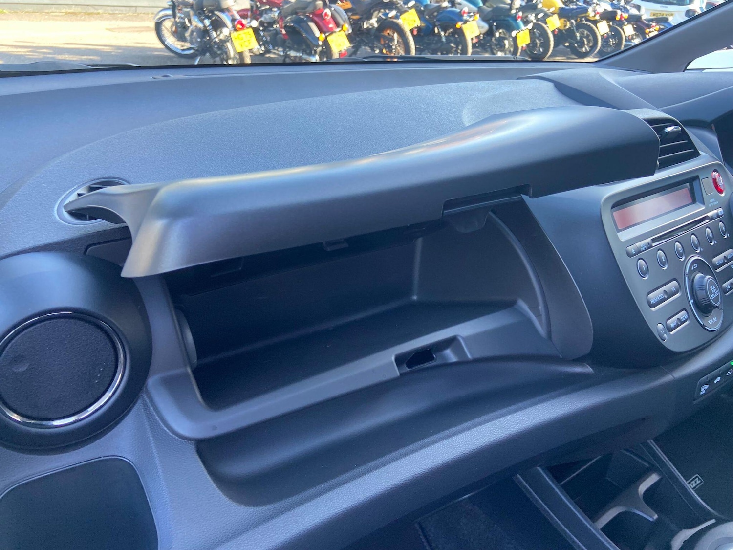 Used Honda Jazz 2015 for sale - 77838989: Photo 10