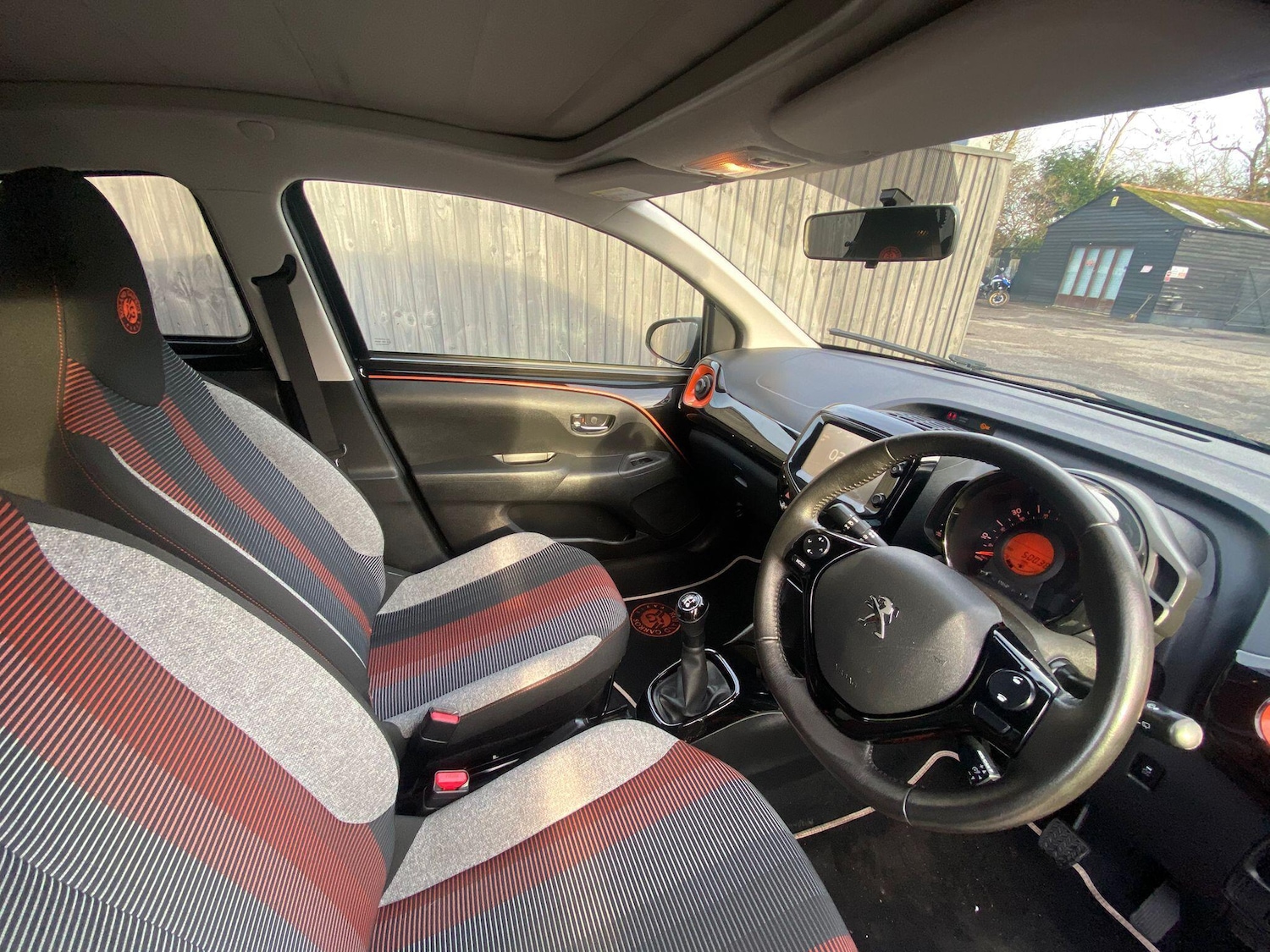 Used Peugeot 108 2017 for sale - 76865209: Photo 11