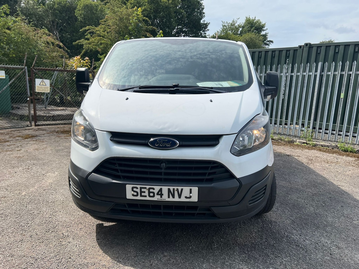 Used Ford Transit Custom 2015 for sale - 69900380: Photo 2