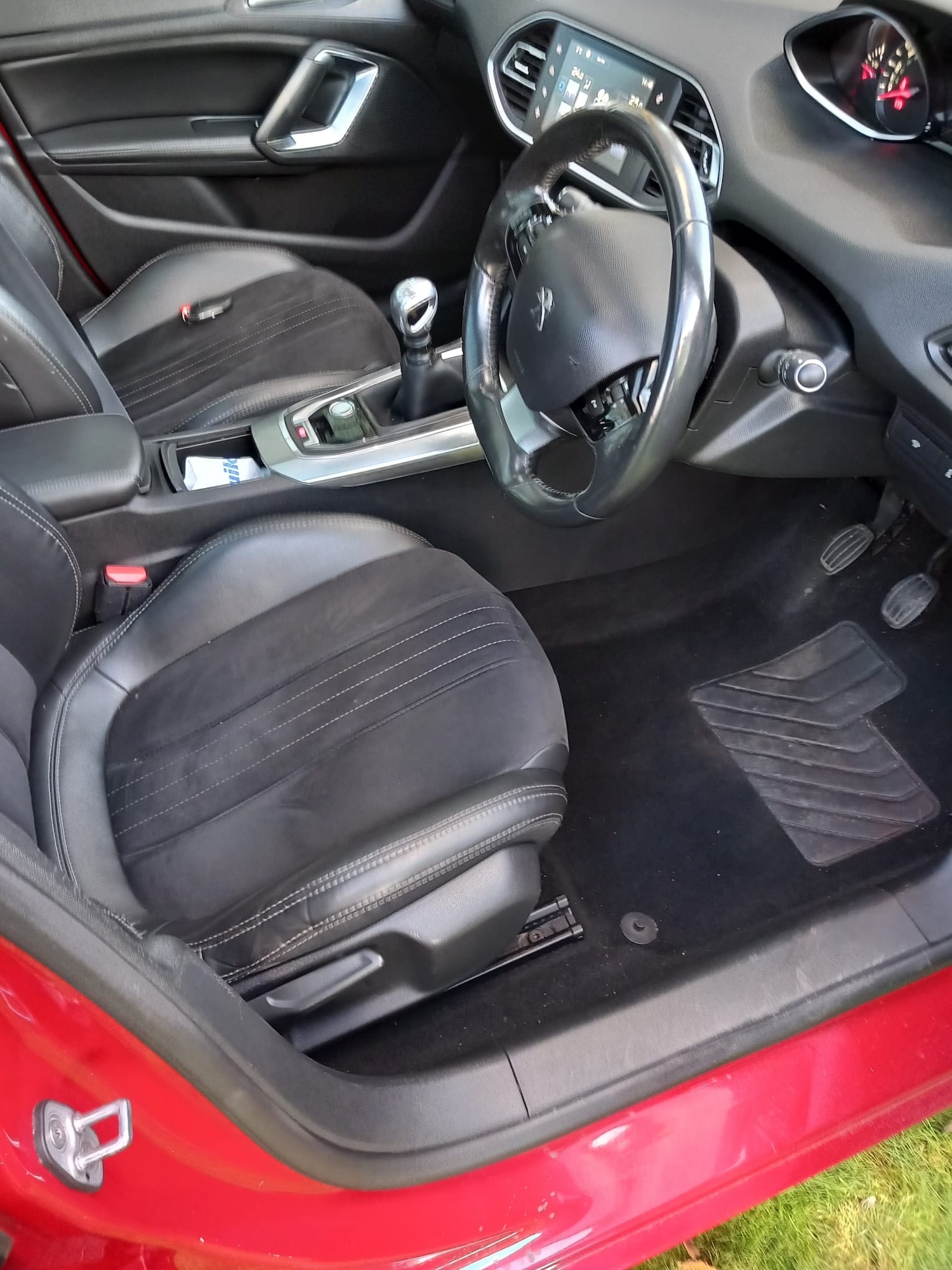 Used Peugeot 308 2014 for sale - 77071138: Photo 8