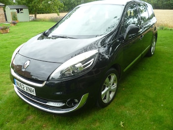 Used Renault Grand Scenic 2012 for sale - 75457160: Photo