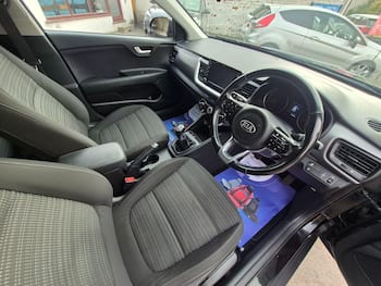 Used Kia Stonic 2018 for sale - 79807489: Photo