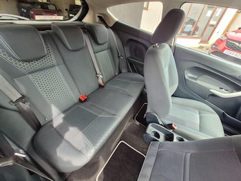 Used Ford Fiesta 2011 for sale - 79553297: Photo
