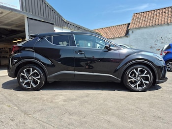 Used Toyota C-HR 2020 for sale - 78981534: Photo