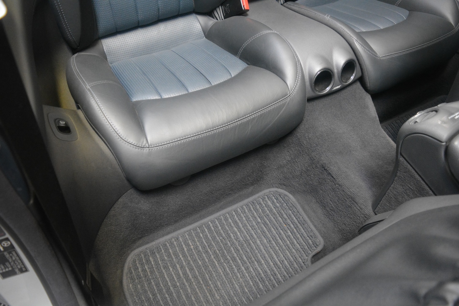 Used Mercedes-Benz CLK 2003 for sale - 77363289: Photo 29