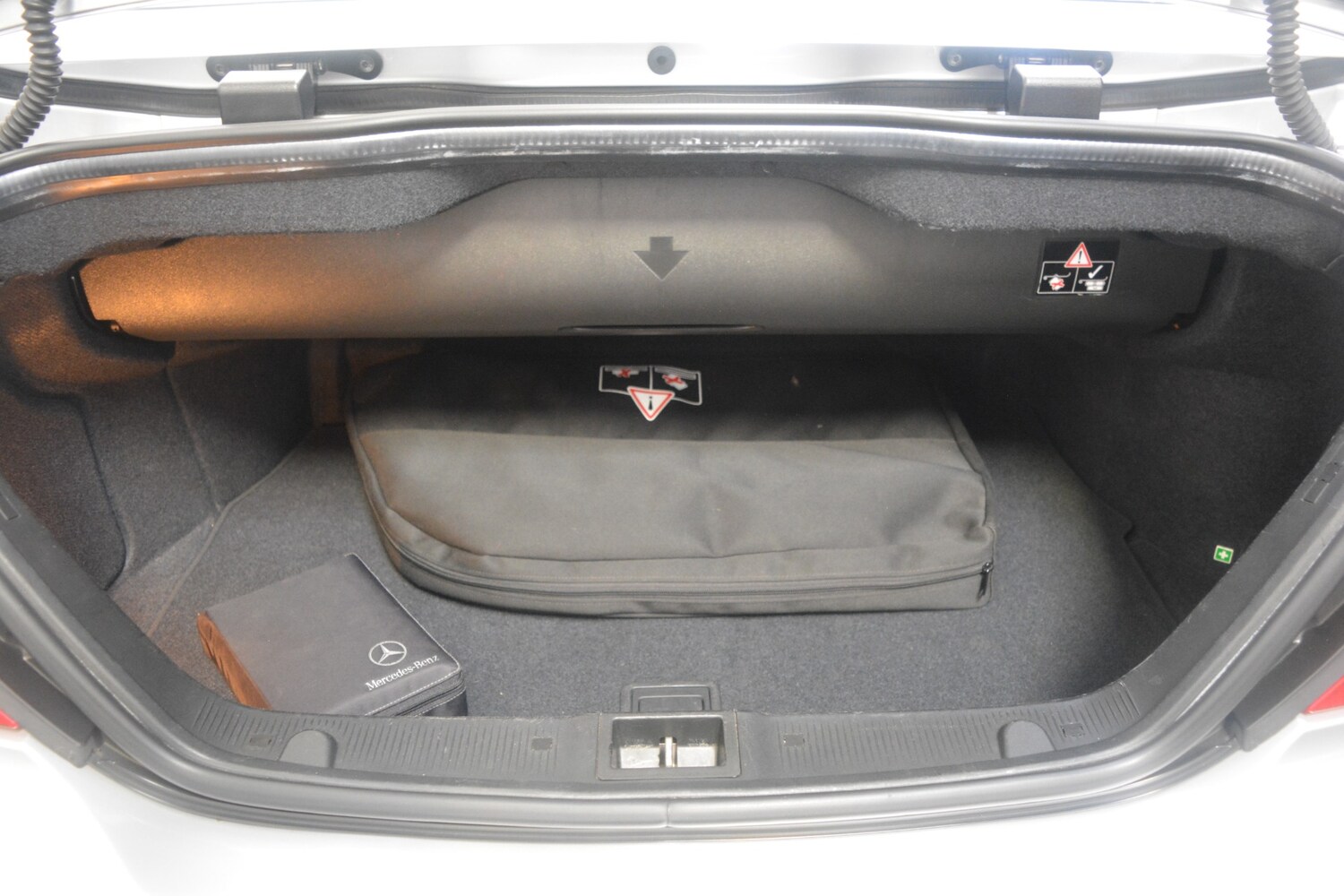 Used Mercedes-Benz CLK 2003 for sale - 77363289: Photo 38