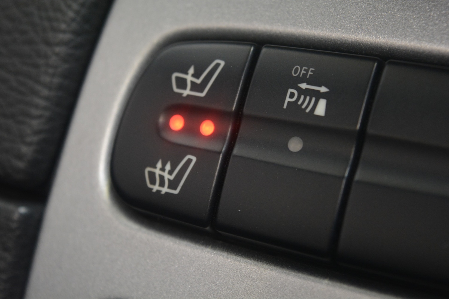 Used Mercedes-Benz CLK 2003 for sale - 77363289: Photo 5