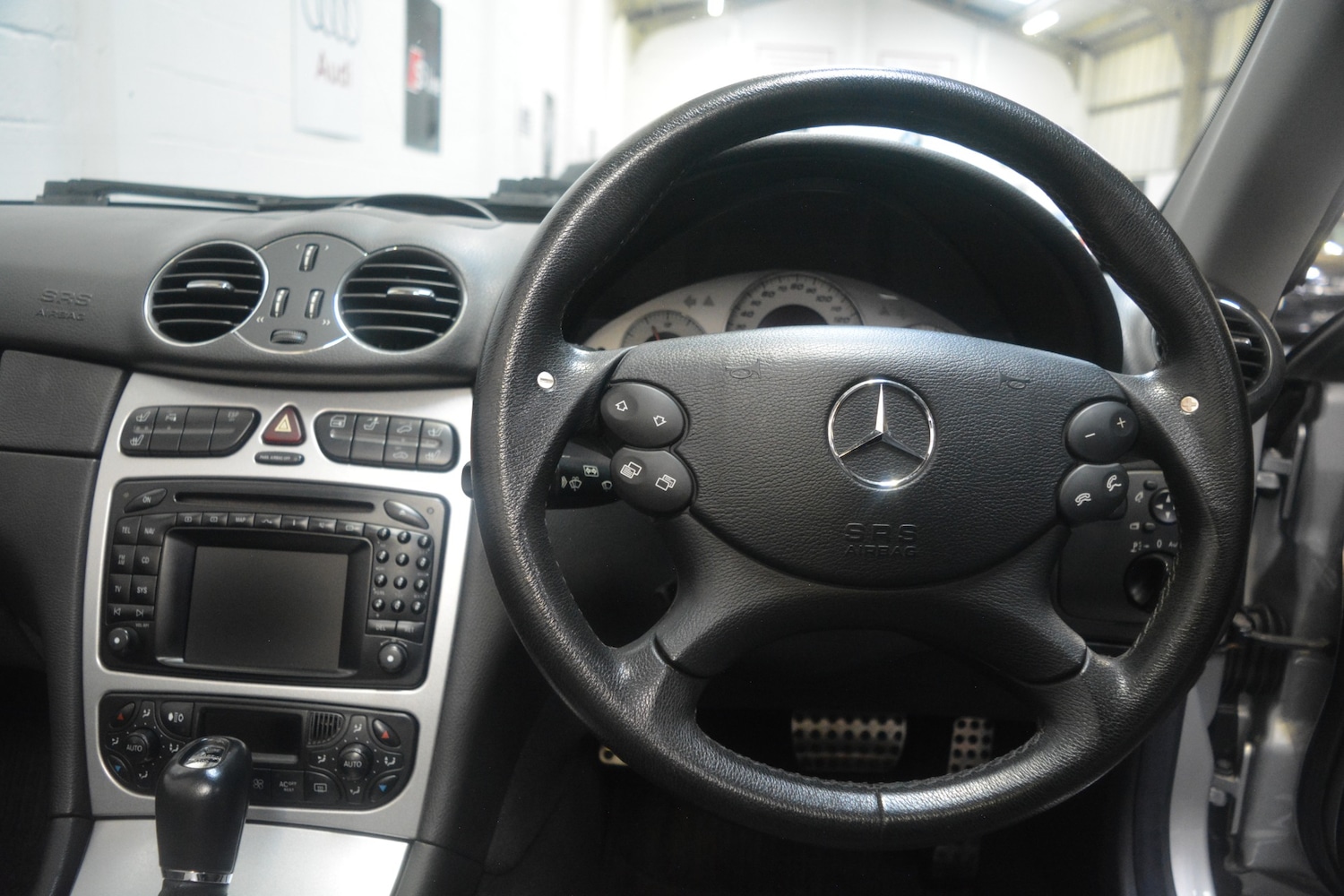 Used Mercedes-Benz CLK 2003 for sale - 77363289: Photo 7