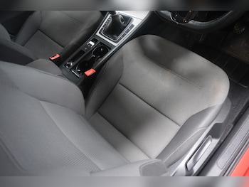 Used Volkswagen Golf 2014 for sale - 78454423: Photo